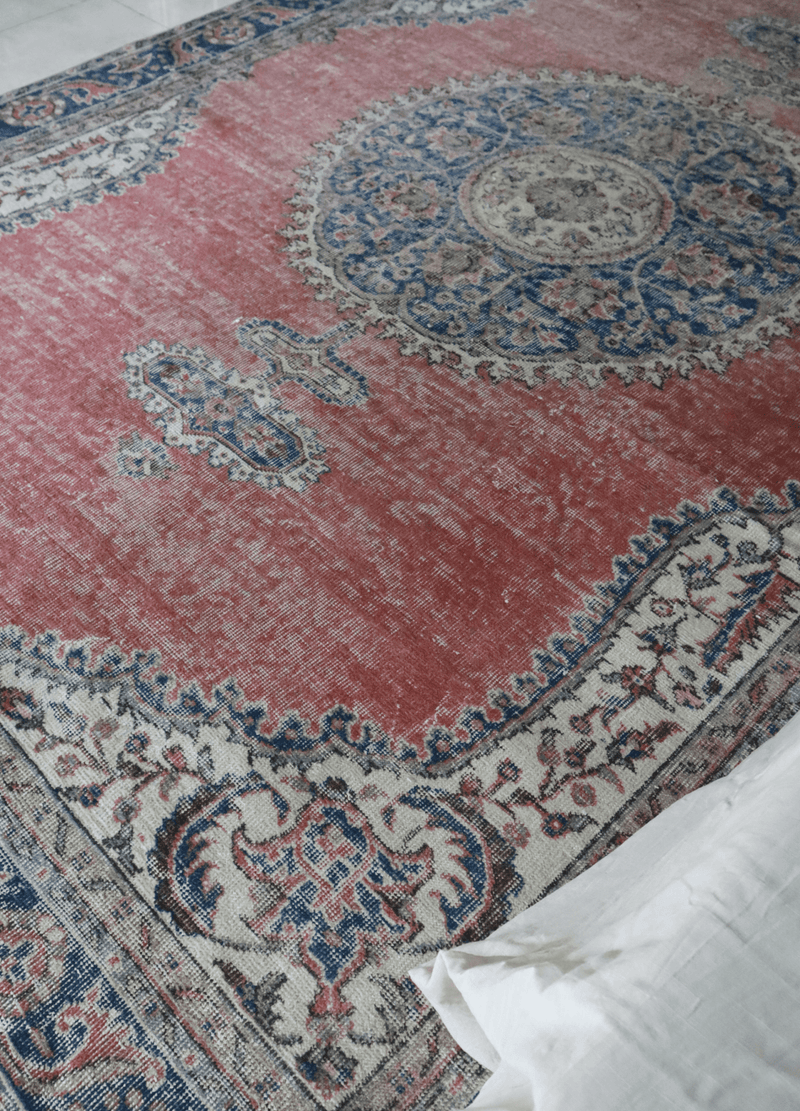 Distressed Coral Medallion — 9 x 6 — No. 185 - Patina House