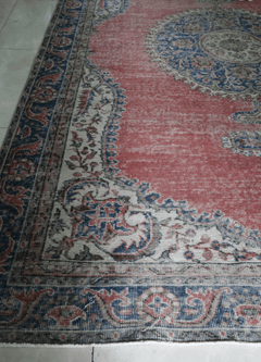 Distressed Coral Medallion — 9 x 6 — No. 185 - Patina House