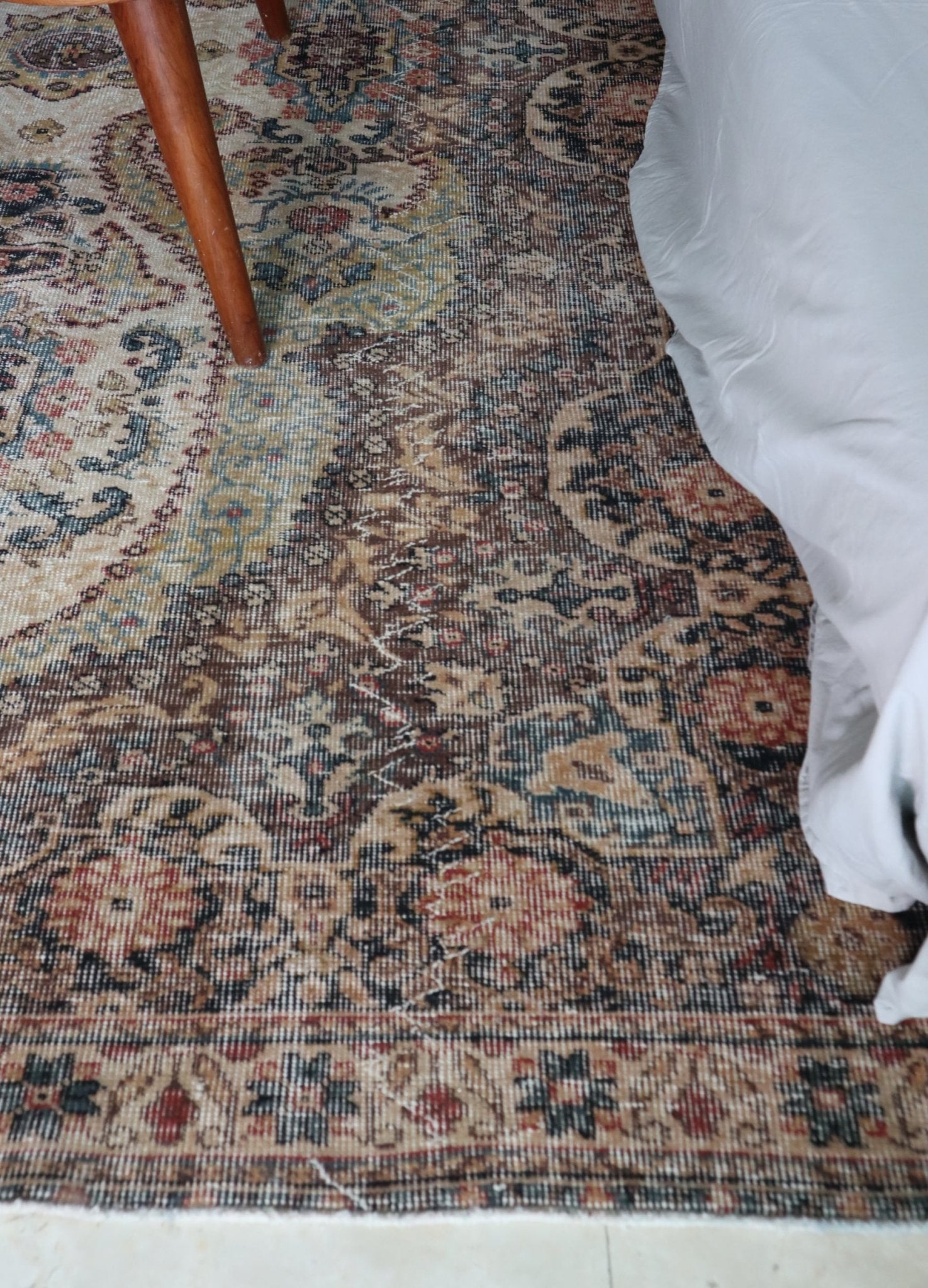 Distressed Paisley — 9 x 6 — No. 183 - Patina House