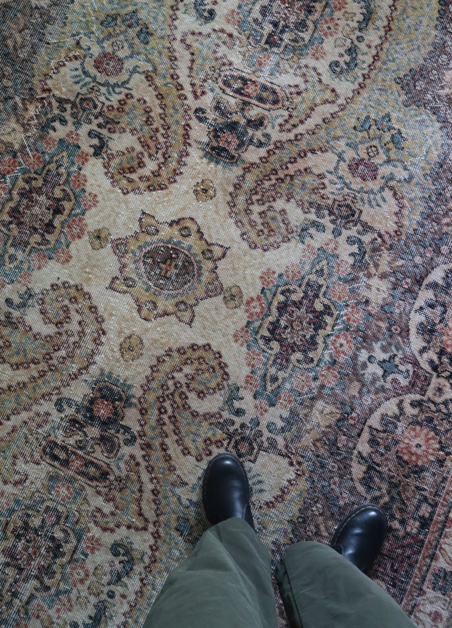 Distressed Paisley — 9 x 6 — No. 183 - Patina House