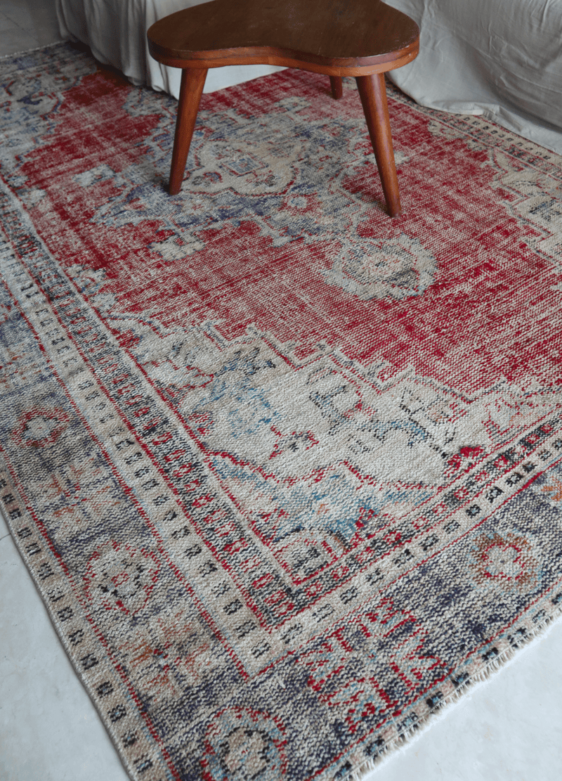 Distressed Persian - Style — 8.7 x 6 — No. 186 - Patina House