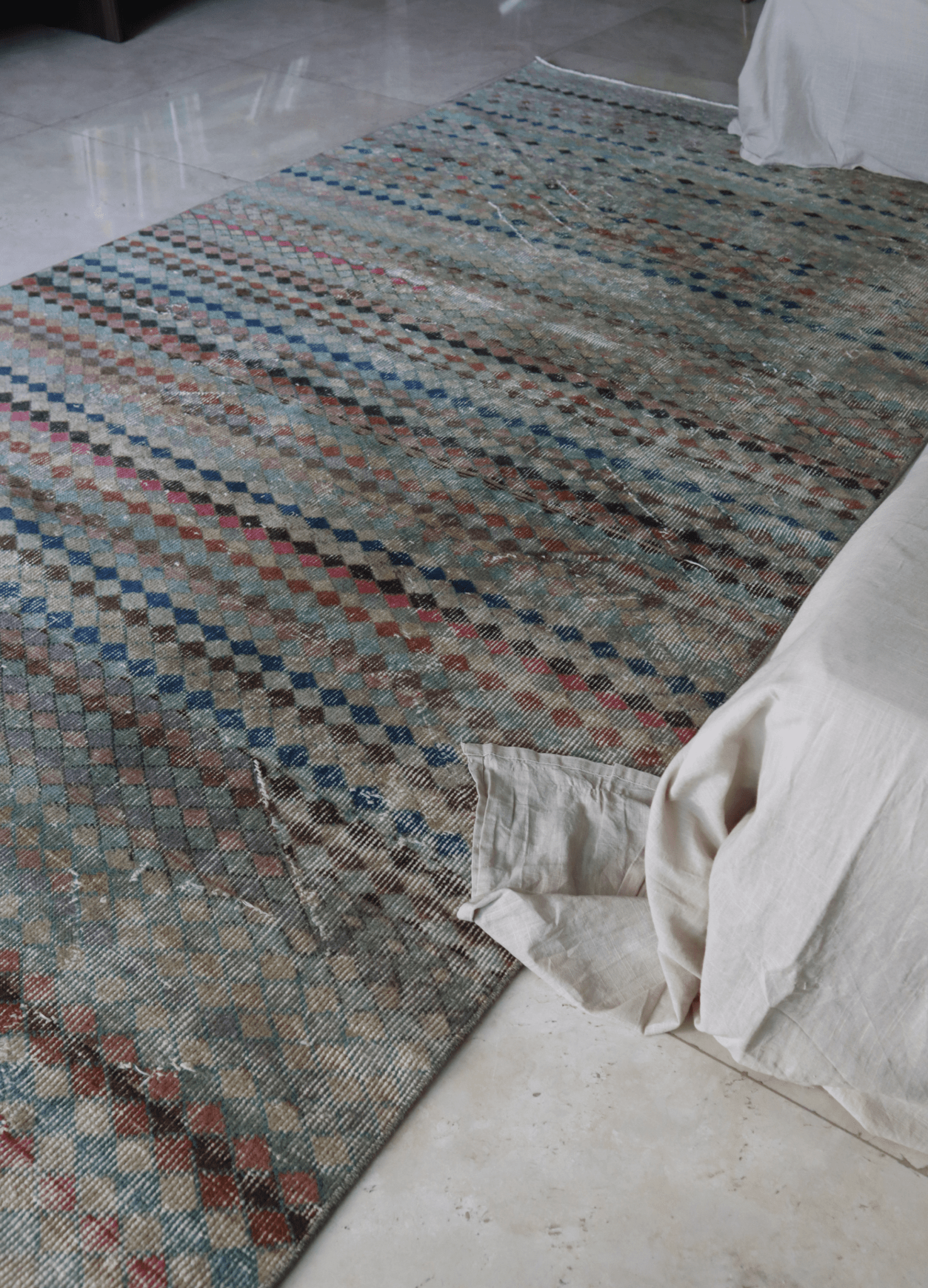 Distressed Turkish Art Deco — 8 x 4 — No. 184 - Patina House