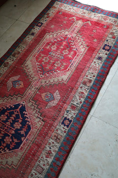 Vintage Persian Hamadan Runner – Hex Medallion Chain in Brick & Navy – No. 146 - Patina House