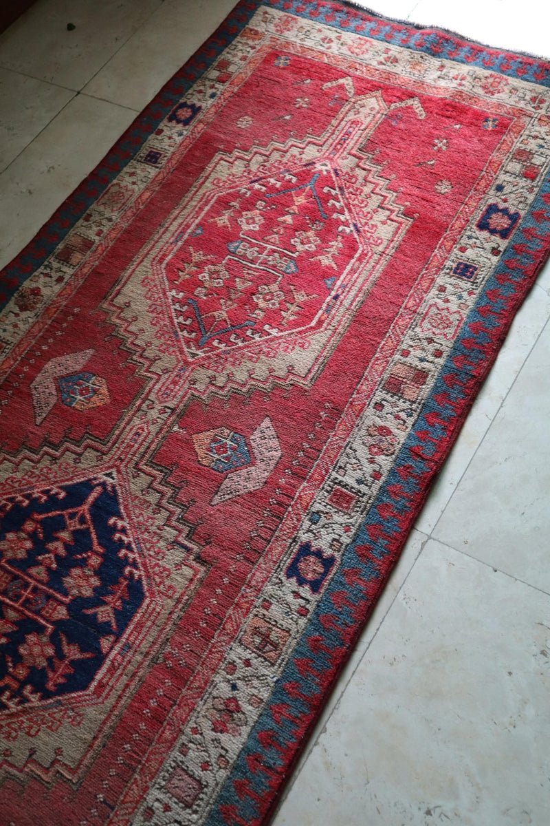 Vintage Persian Hamadan Runner – Hex Medallion Chain in Brick & Navy – No. 146 - Patina House
