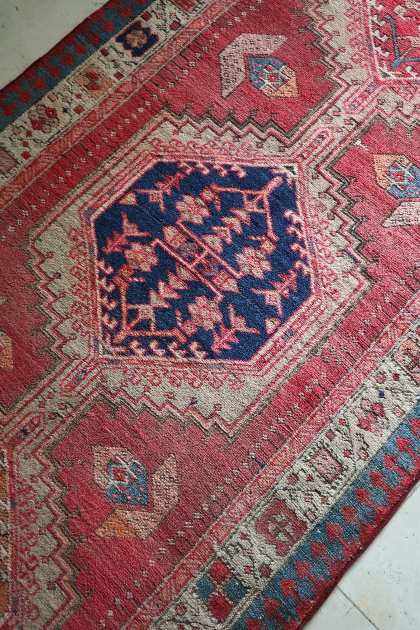 Vintage Persian Hamadan Runner – Hex Medallion Chain in Brick & Navy – No. 146 - Patina House