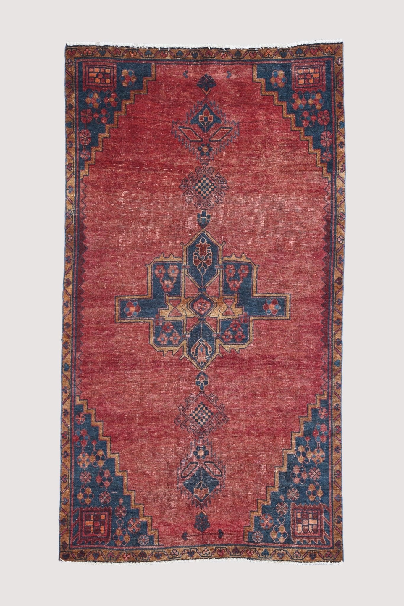 Vintage Persian Heriz – Brick Red with Blue Corner Medallions – No. 162 - Patina House