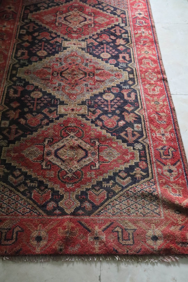 Vintage Persian Shiraz – Triple Medallion with Tribal Motifs – No. 148 - Patina House