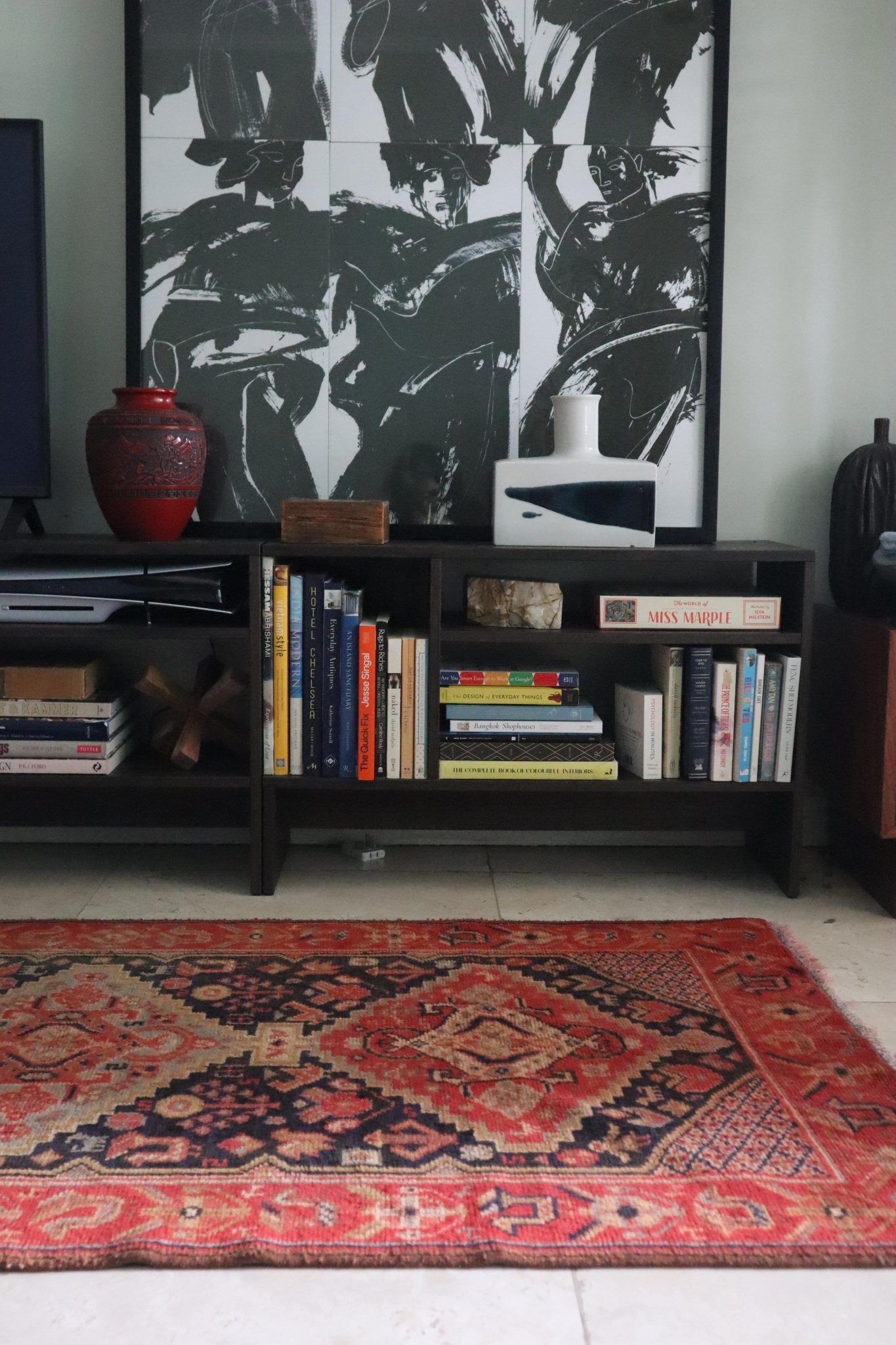 Vintage Persian Shiraz – Triple Medallion with Tribal Motifs – No. 148 - Patina House