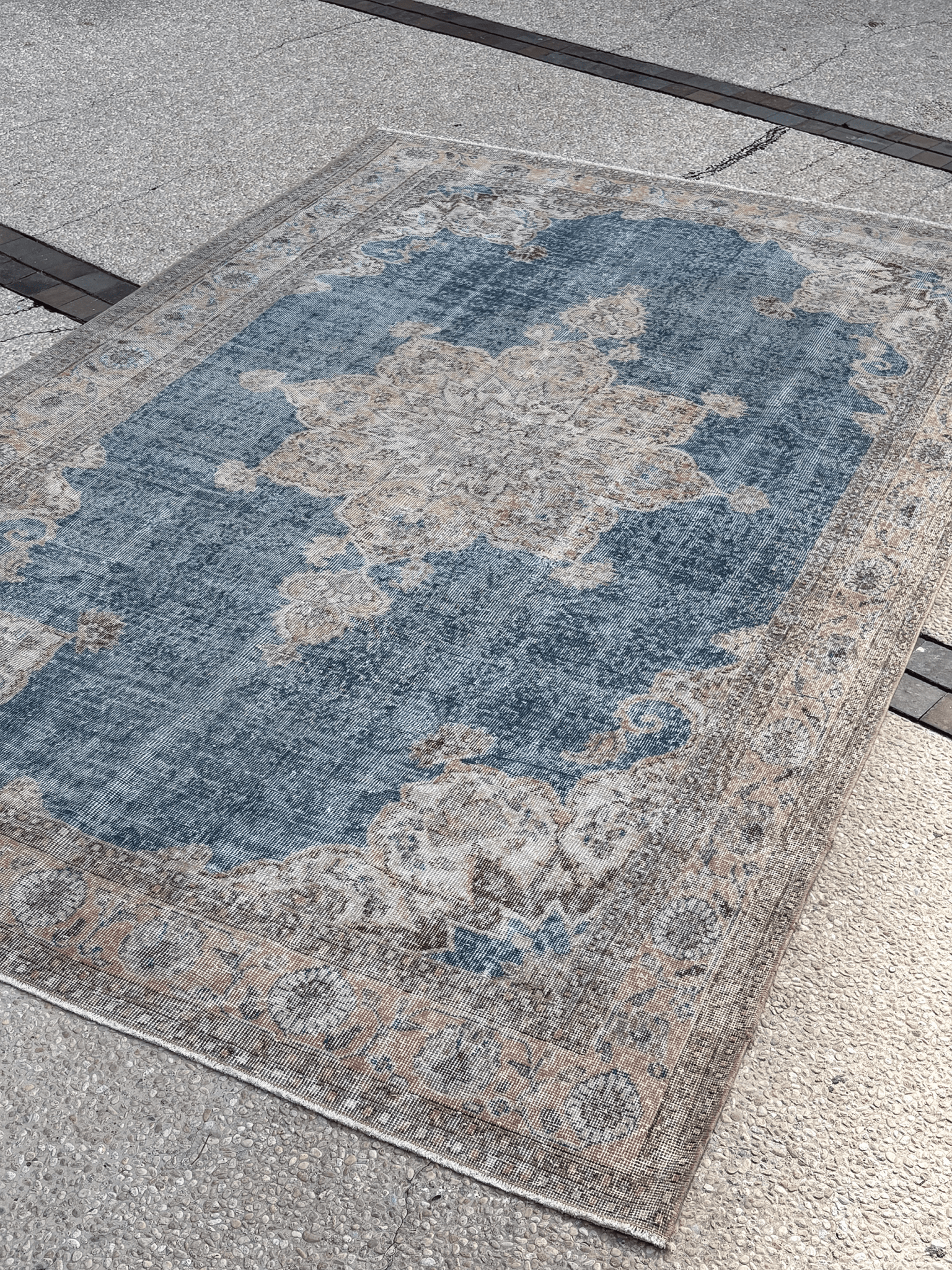 Vintage Turkish – Faded Medallion in Washed Navy – No. 141 - Patina House