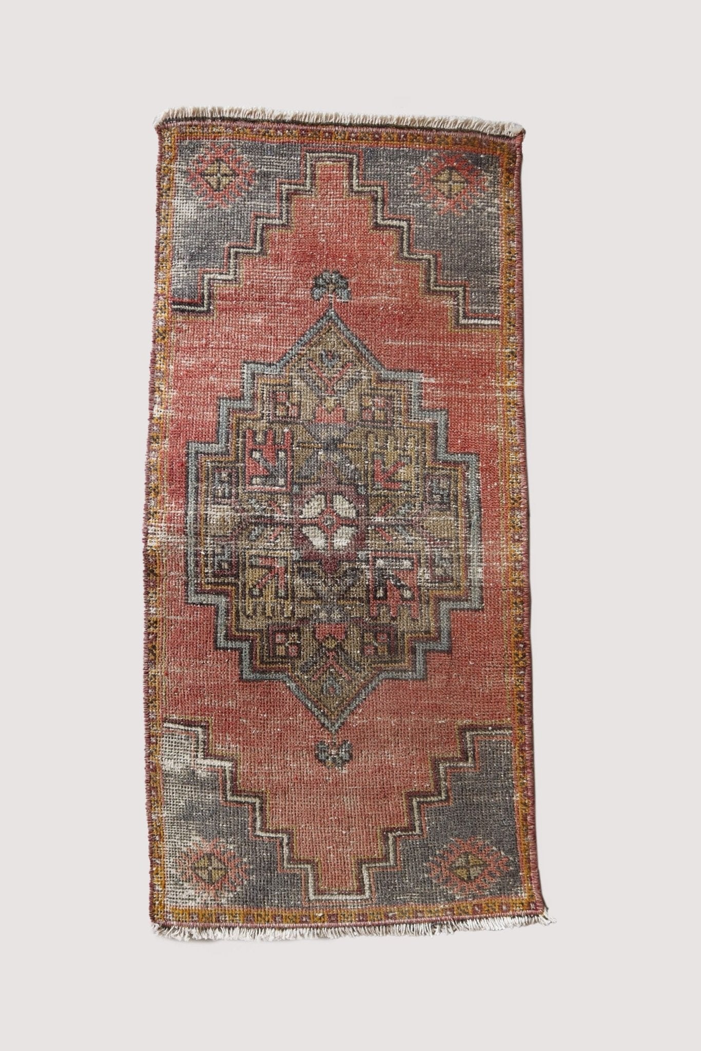 Yastik - Patina House